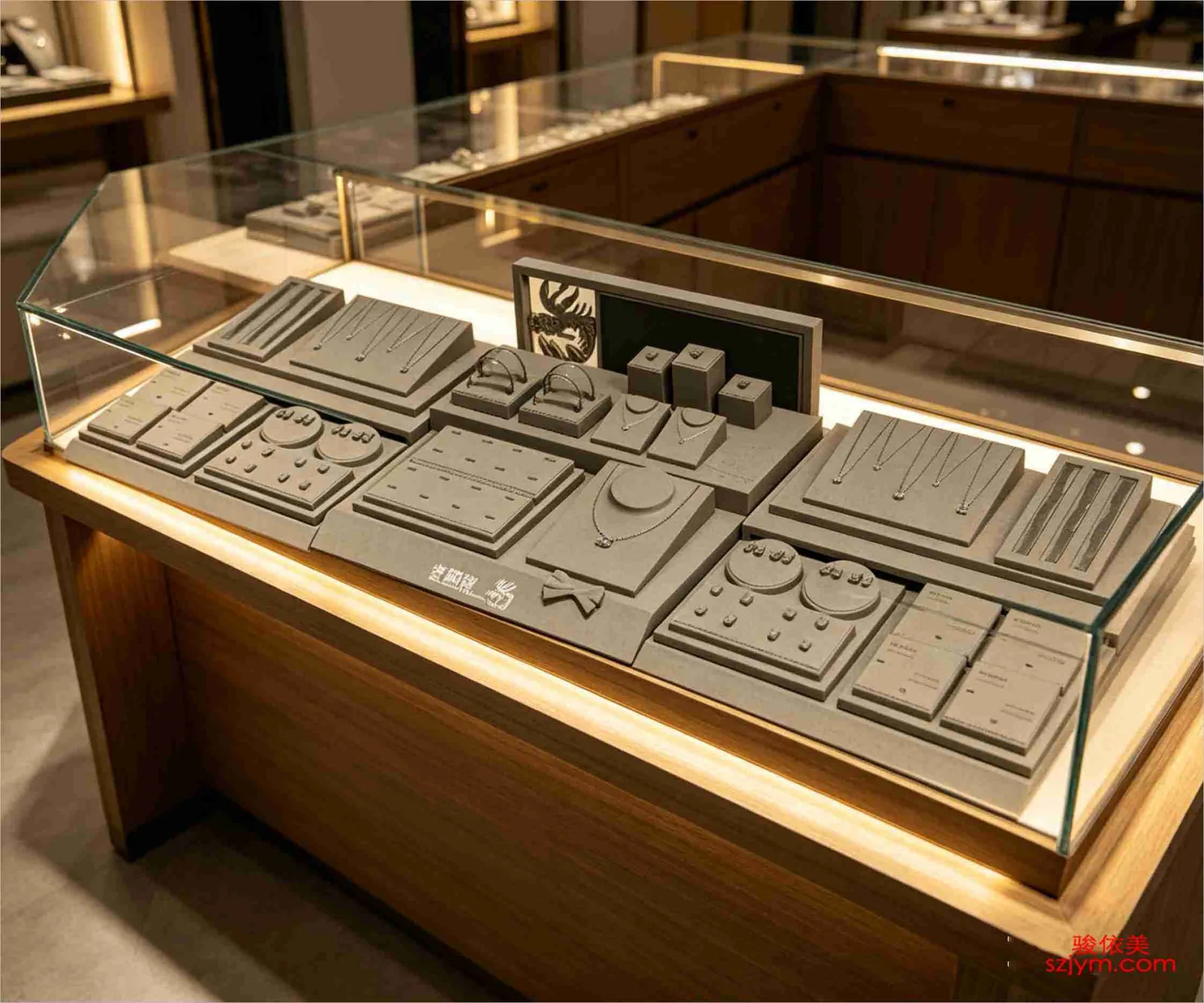 Jewelry Display Prop DJ13