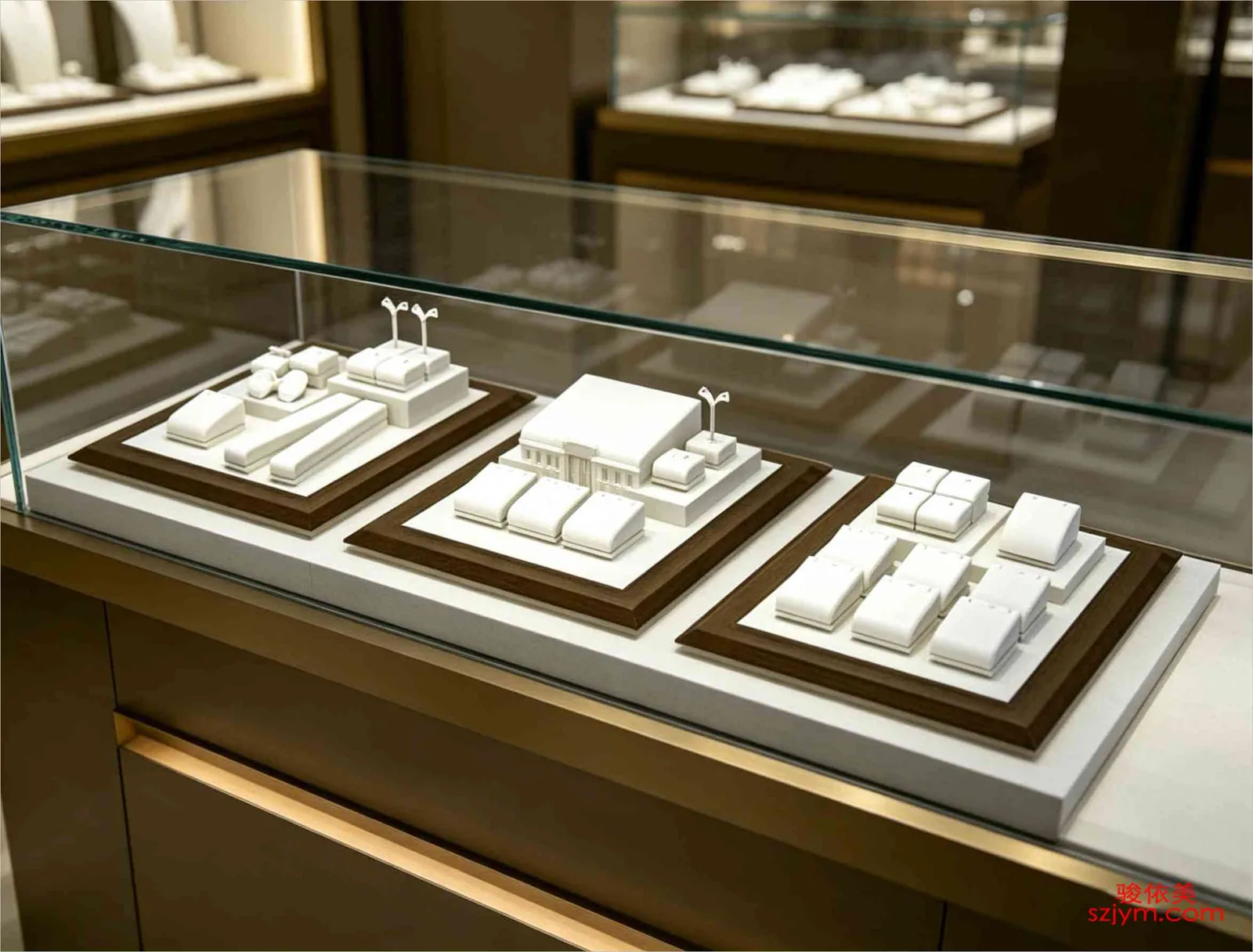 Jewelry Display Prop DJ29