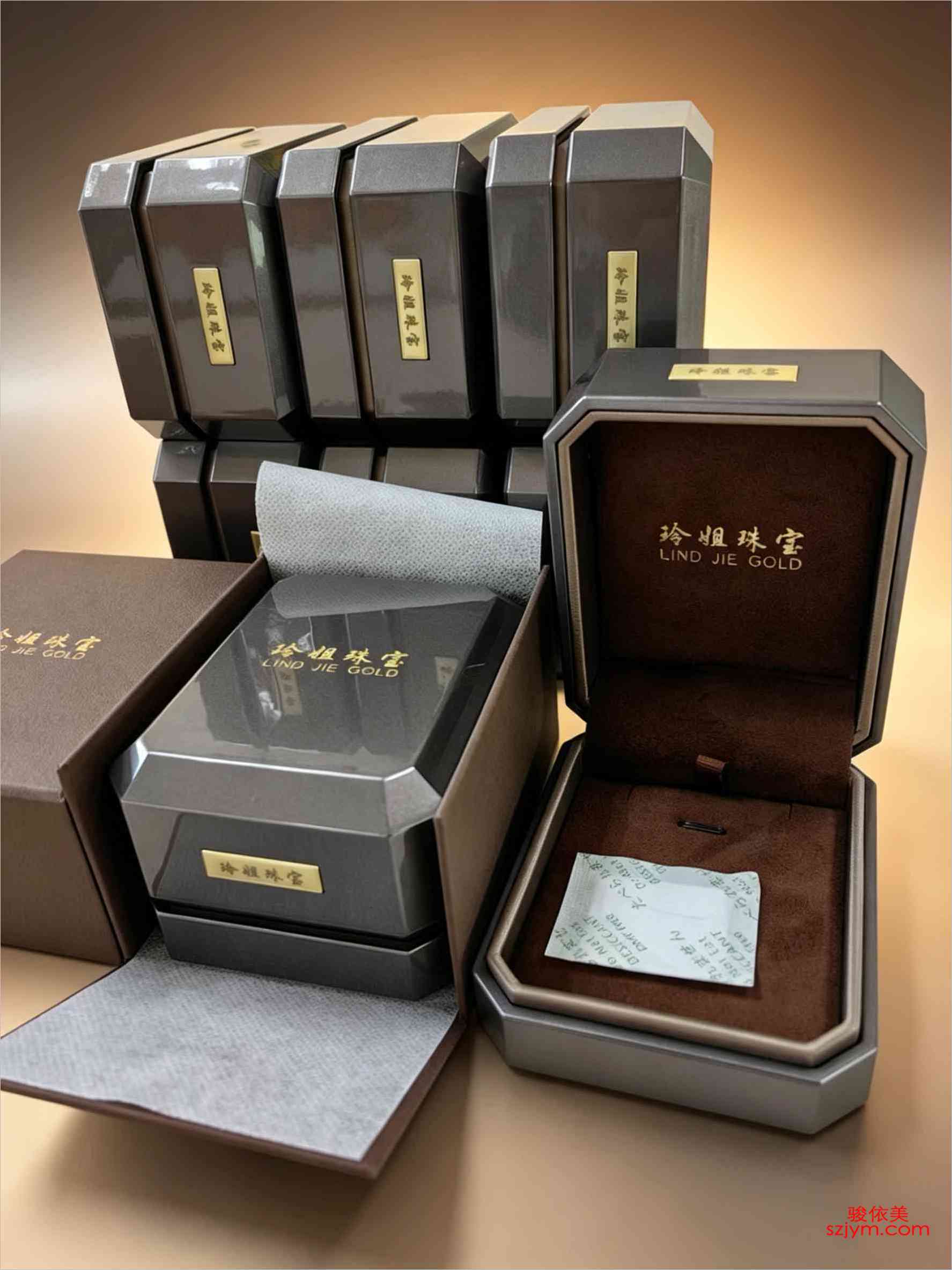 骏依美珠宝包装产品
